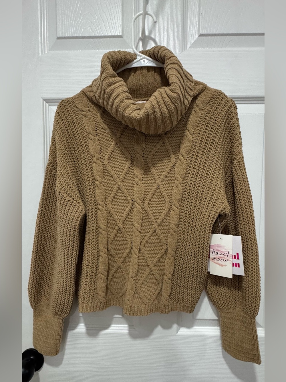 Cable Knit Turtleneck Sweater - Camel
